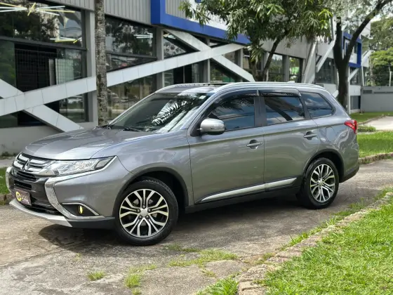 MITSUBISHI OUTLANDER 2.0 COMFORT 16V GASOLINA 4P AUTOMÁTICO