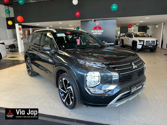 MITSUBISHI-OUTLANDER-2.4 PHEV SIGNATURE S-AWC DHT MITSUBISHI-OUTLANDER-2025