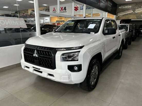 MITSUBISHI-TRITON-2.4 BITURBO DIESEL CD GLS 4X4 AUTOMÁTICO MITSUBISHI-TRITON-2025