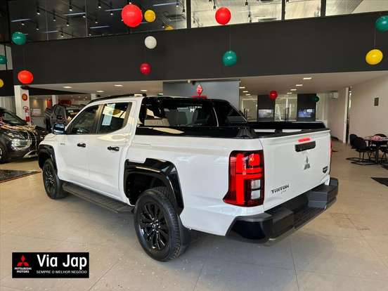 MITSUBISHI-TRITON-2.4 BITURBO DIESEL CD KATANA 4X4 AUTOMÁTICO MITSUBISHI-TRITON-2025