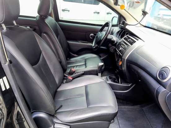 NISSAN-GRAND LIVINA-1.8 SL 16V FLEX 4P AUTOMÁTICO NISSAN-GRAND LIVINA-2010