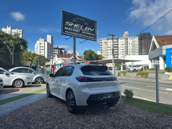 PEUGEOT 208 1.0 TURBO 200 FLEX GRIFFE CVT
