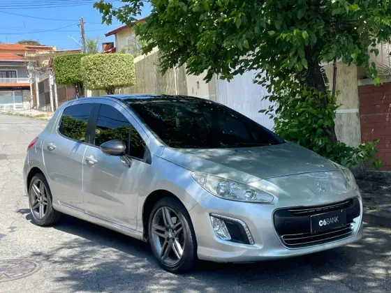 PEUGEOT 308 1.6 GRIFFE THP 16V GASOLINA 4P AUTOMÁTICO