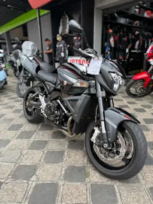 SUZUKI B-KING SUZUKI B-KING