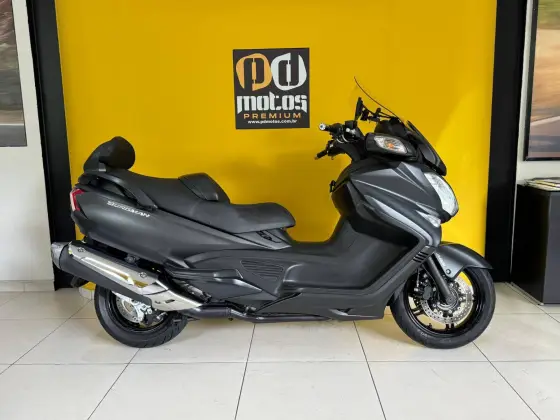 SUZUKI BURGMAN 650 EXECUTIVE 