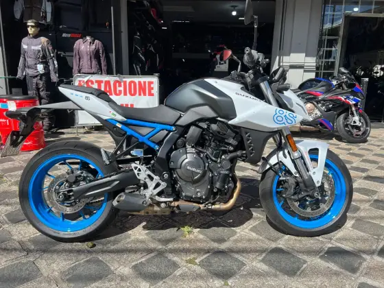 SUZUKI GSX-8S SUZUKI GSX-8S