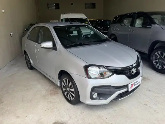 TOYOTA ETIOS 1.5 XLS SEDAN 16V FLEX 4P AUTOMÁTICO