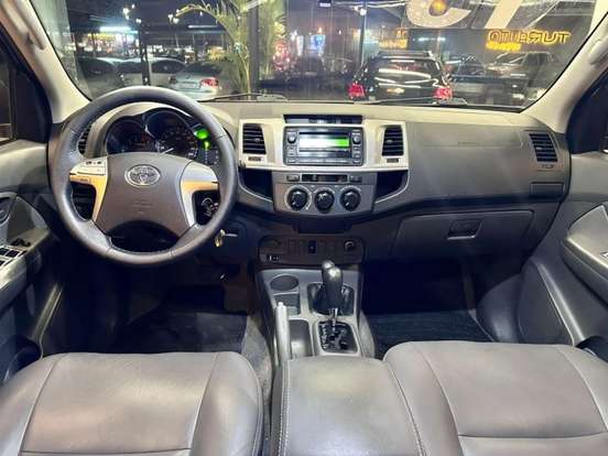 TOYOTA-HILUX-3.0 SR 4X4 CD 16V TURBO INTERCOOLER DIESEL 4P AUTOMÁTICO TOYOTA-HILUX-2012