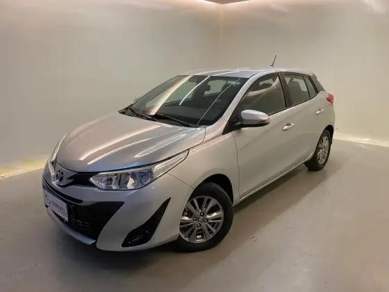 TOYOTA YARIS 1.5 16V FLEX XL PLUS CONNECT MULTIDRIVE TOYOTA YARIS 1.5 16V FLEX XL PLUS CONNECT MULTIDRIVE