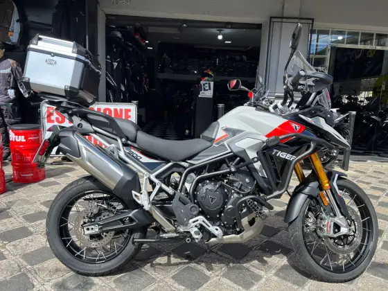 TRIUMPH TIGER 900 RALLY PRO 