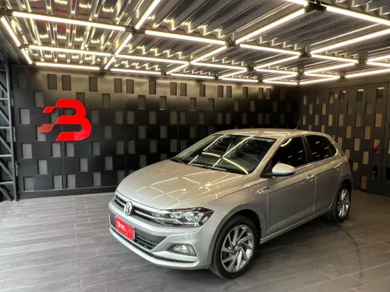 VOLKSWAGEN POLO 1.0 200 TSI HIGHLINE AUTOMÁTICO VOLKSWAGEN POLO 1.0 200 TSI HIGHLINE AUTOMÁTICO