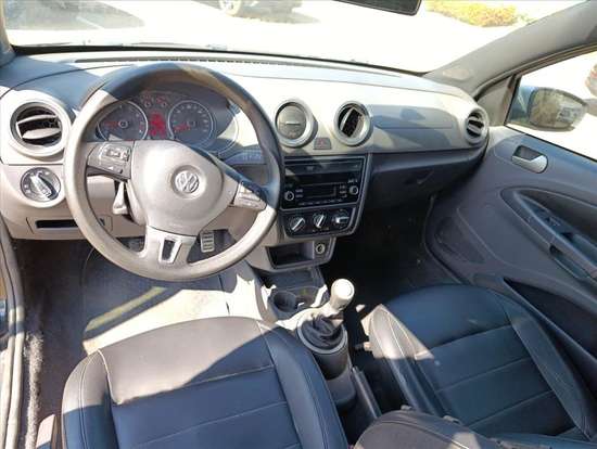 VOLKSWAGEN-SAVEIRO-2013