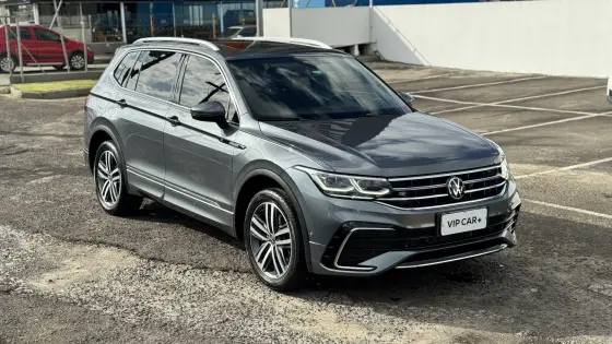 VOLKSWAGEN TIGUAN 2.0 300 TSI GASOLINA ALLSPACE R-LINE AUTOMÁTICO VOLKSWAGEN TIGUAN 2.0 300 TSI GASOLINA ALLSPACE R-LINE AUTOMÁTICO