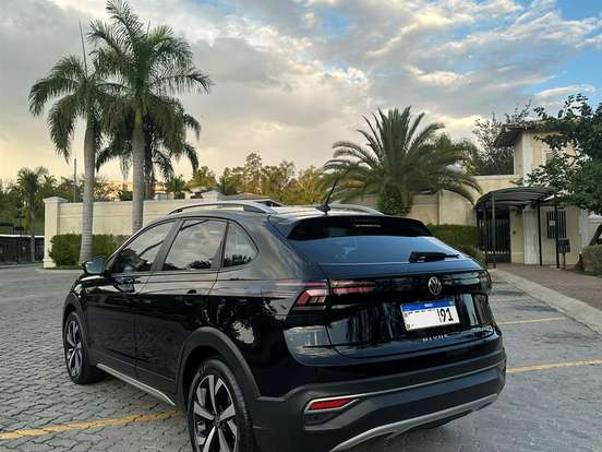 VOLKSWAGEN-NIVUS-1.0 200 TSI TOTAL FLEX HIGHLINE AUTOMÁTICO VOLKSWAGEN-NIVUS-2023