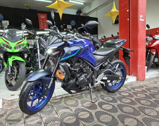 YAMAHA MT-03 ABS YAMAHA MT-03 ABS