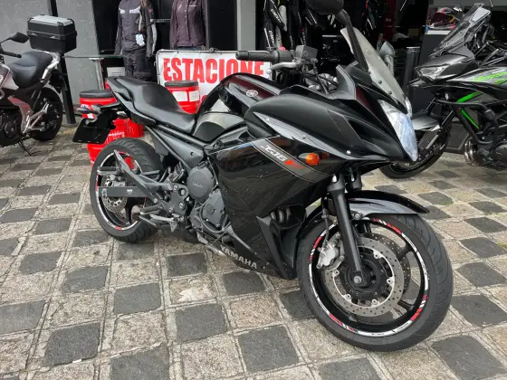 YAMAHA XJ6 F YAMAHA XJ6 F