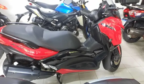 YAMAHA XMAX ABS YAMAHA XMAX ABS
