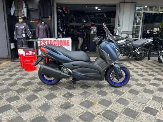 YAMAHA XMAX ABS 