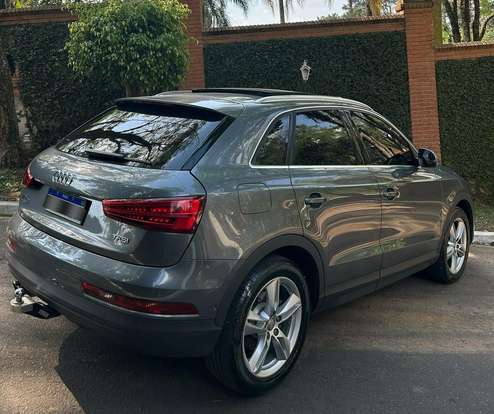AUDI-Q3-2017