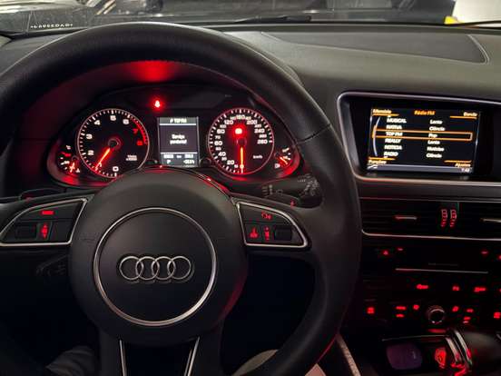 AUDI-Q5-2.0 TFSI AMBIENTE 16V 225CV GASOLINA 4P AUTOMÁTICO AUDI-Q5-2015