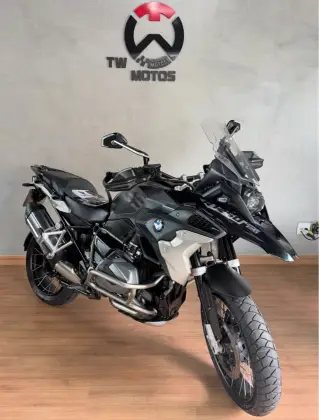 BMW R 1250 GS TRIPLE BLACK BMW R 1250 GS TRIPLE BLACK