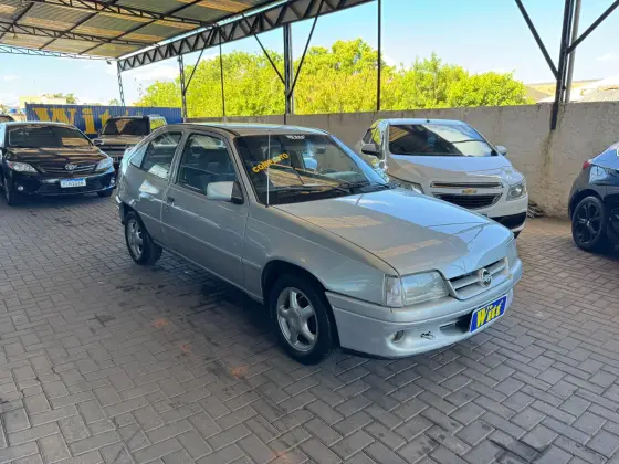 CHEVROLET KADETT 2.0 MPFI GLS 8V GASOLINA 2P MANUAL CHEVROLET KADETT 2.0 MPFI GLS 8V GASOLINA 2P MANUAL