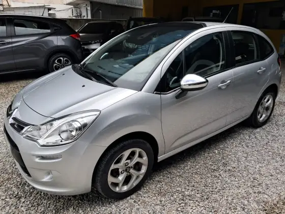 CITROËN C3 1.6 EXCLUSIVE 16V FLEX 4P AUTOMÁTICO CITROËN C3 1.6 EXCLUSIVE 16V FLEX 4P AUTOMÁTICO