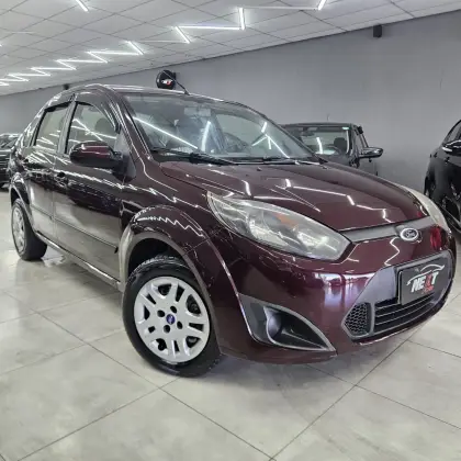 FORD FIESTA 1.6 ROCAM SEDAN 8V FLEX 4P MANUAL