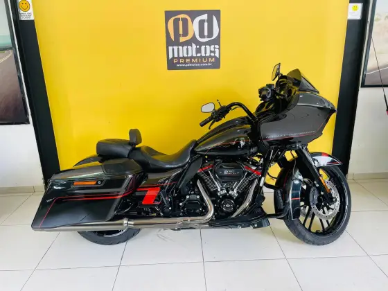 HARLEY-DAVIDSON CVO ROAD GLIDE 