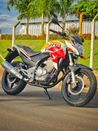 HONDA CB 300R 
