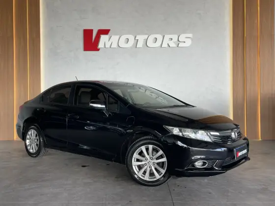 HONDA CIVIC 1.8 LXL 16V FLEX 4P AUTOMÁTICO HONDA CIVIC 1.8 LXL 16V FLEX 4P AUTOMÁTICO
