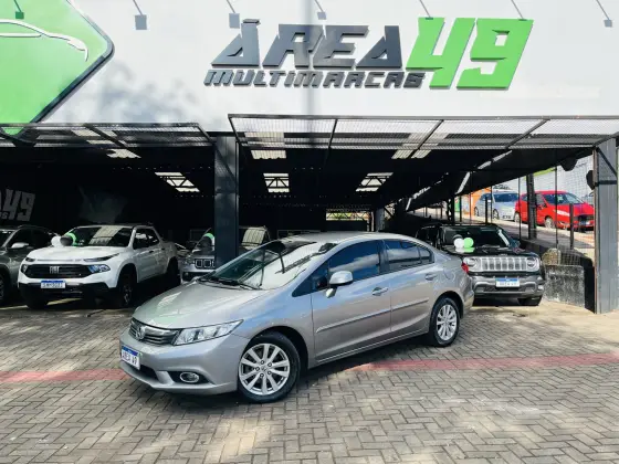 HONDA CIVIC 1.8 LXS 16V FLEX 4P AUTOMÁTICO