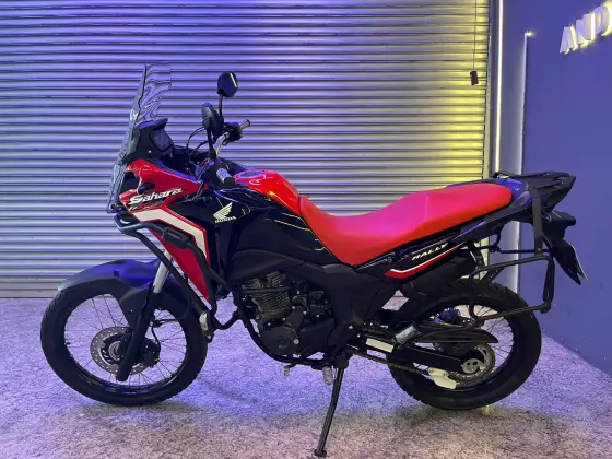 HONDA XRE 300 SAHARA HONDA XRE 300 SAHARA