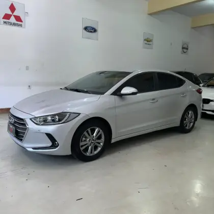 HYUNDAI ELANTRA 2.0 16V FLEX 4P AUTOMÁTICO HYUNDAI ELANTRA 2.0 16V FLEX 4P AUTOMÁTICO