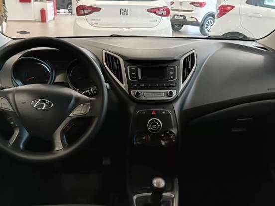 HYUNDAI-HB20-1.0 5 ANOS 12V FLEX 4P MANUAL HYUNDAI-HB20-2017