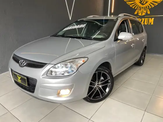 HYUNDAI I30 CW 2.0 MPFI GLS 16V GASOLINA 4P MANUAL HYUNDAI I30 CW 2.0 MPFI GLS 16V GASOLINA 4P MANUAL