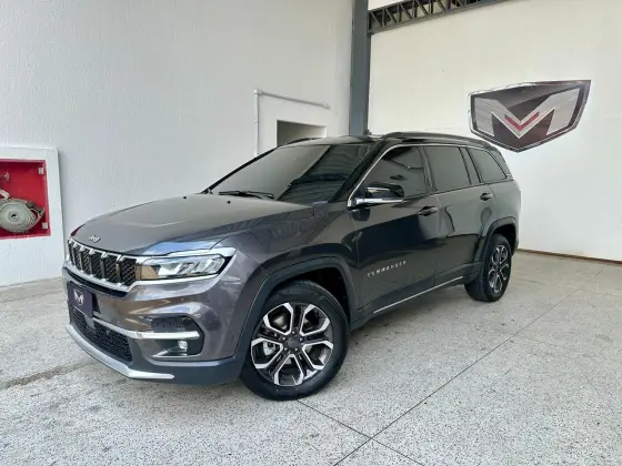 JEEP COMMANDER 1.3 T270 TURBO FLEX LIMITED AT6 JEEP COMMANDER 1.3 T270 TURBO FLEX LIMITED AT6