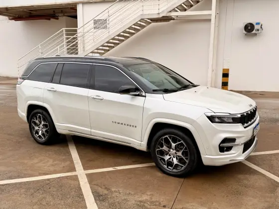 JEEP COMMANDER 1.3 T270 TURBO FLEX OVERLAND AT6