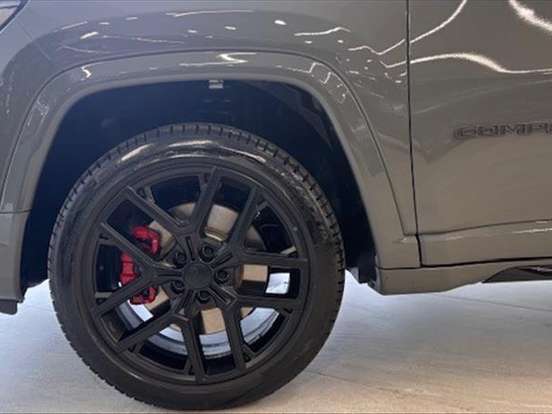 JEEP-COMPASS-2.0 HURRICANE 4 TURBO GASOLINA BLACKHAWK AT9 JEEP-COMPASS-2025