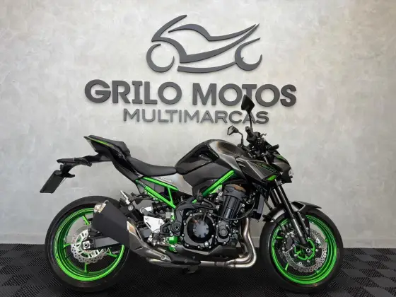 KAWASAKI Z900 KAWASAKI Z900