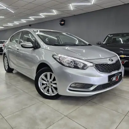 KIA CERATO 1.6 SX 16V FLEX 4P AUTOMÁTICO