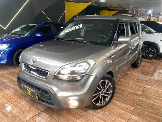 KIA SOUL 1.6 EX 16V FLEX 4P AUTOMÁTICO KIA SOUL 1.6 EX 16V FLEX 4P AUTOMÁTICO