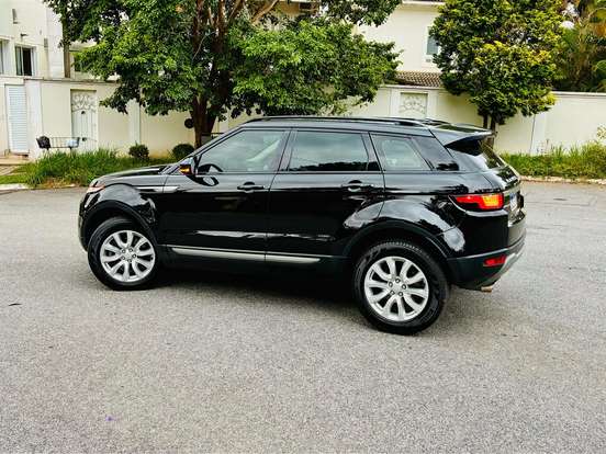 LAND ROVER-RANGE ROVER EVOQUE-2.0 SE 4WD 16V GASOLINA 4P AUTOMÁTICO LAND ROVER-RANGE ROVER EVOQUE-2015