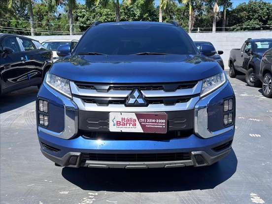 MITSUBISHI-OUTLANDER-2021