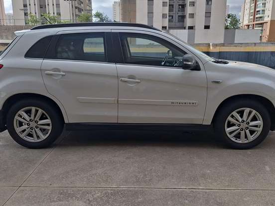 MITSUBISHI-ASX-2.0 4X4 AWD 16V GASOLINA 4P AUTOMÁTICO MITSUBISHI-ASX-2011