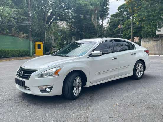 NISSAN-ALTIMA-2013