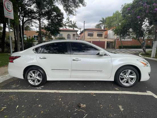 NISSAN-ALTIMA-2.5 SL 16V GASOLINA 4P AUTOMÁTICO NISSAN-ALTIMA-2013