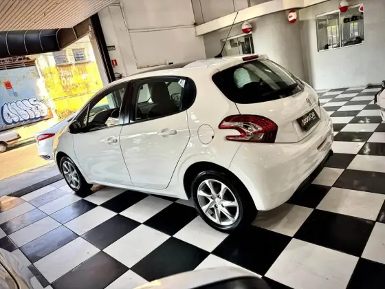 PEUGEOT 208 1.5 ALLURE 8V FLEX 4P MANUAL