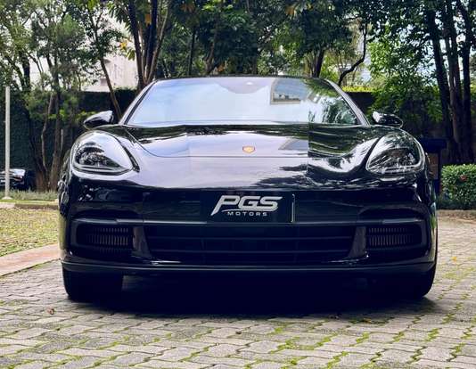PORSCHE-PANAMERA-2020