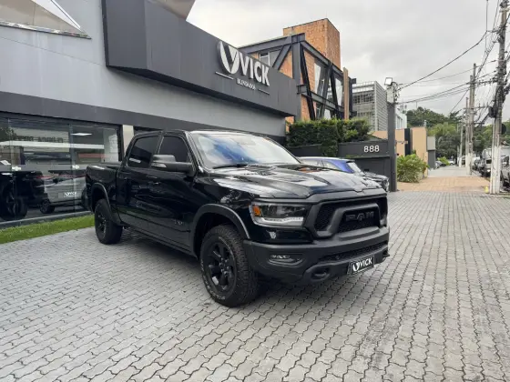 RAM 1500 5.7 V8 GASOLINA REBEL CD 4X4 AUTOMÁTICO